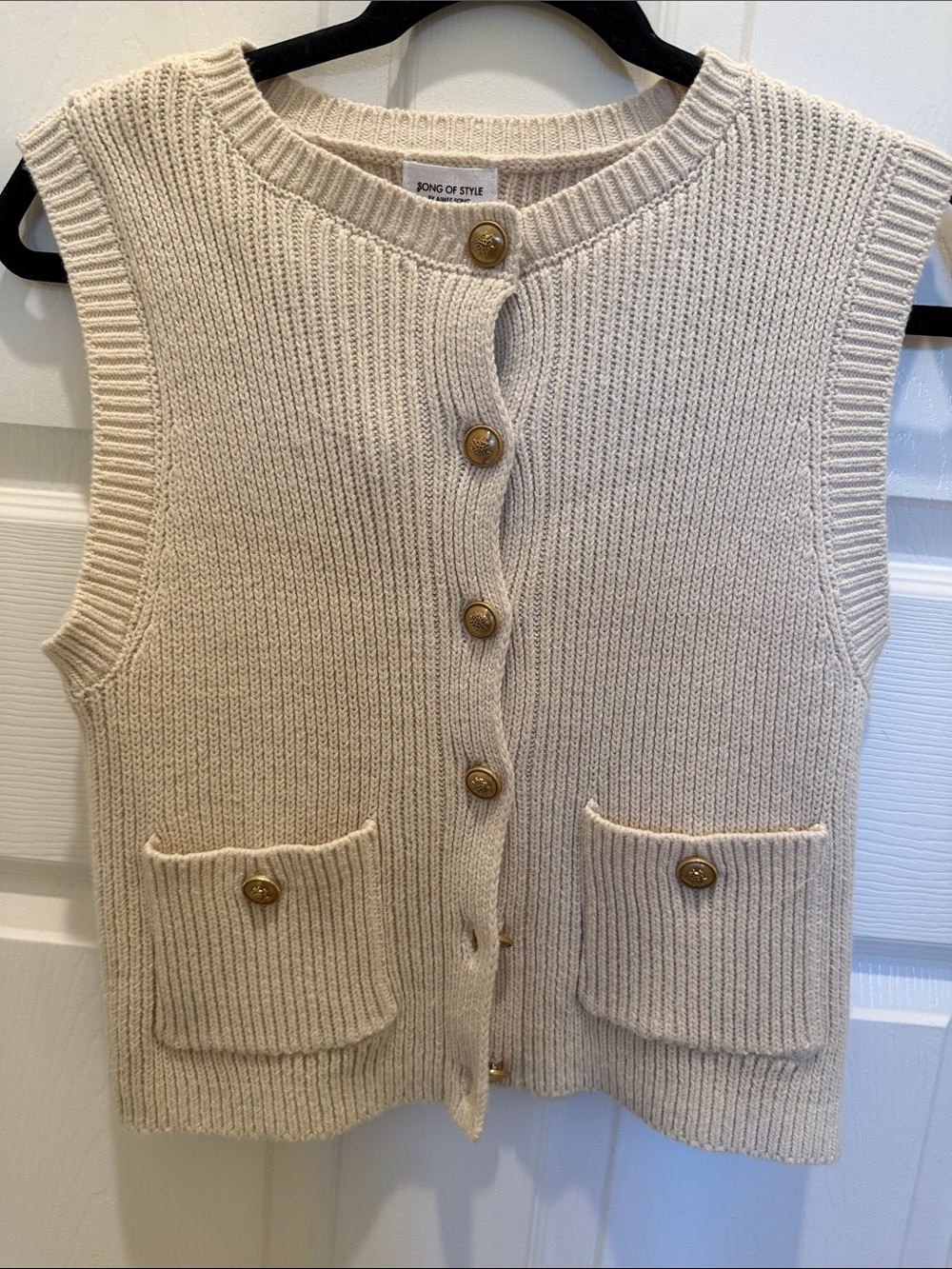 Song of Style Cream Ribbed Button-Front Knit Vest XS NWOT